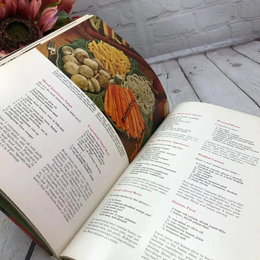 vintage Better homes and gardens barbecue book 1965